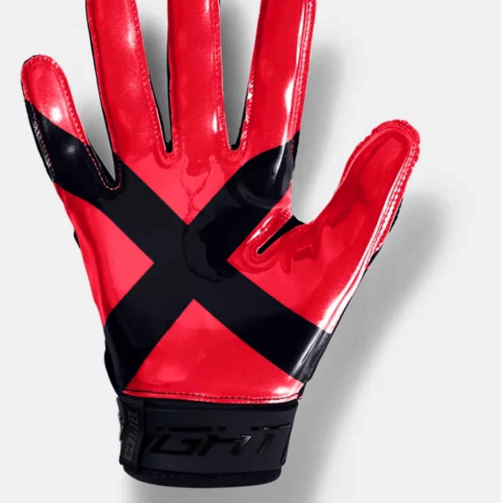 Football gloves